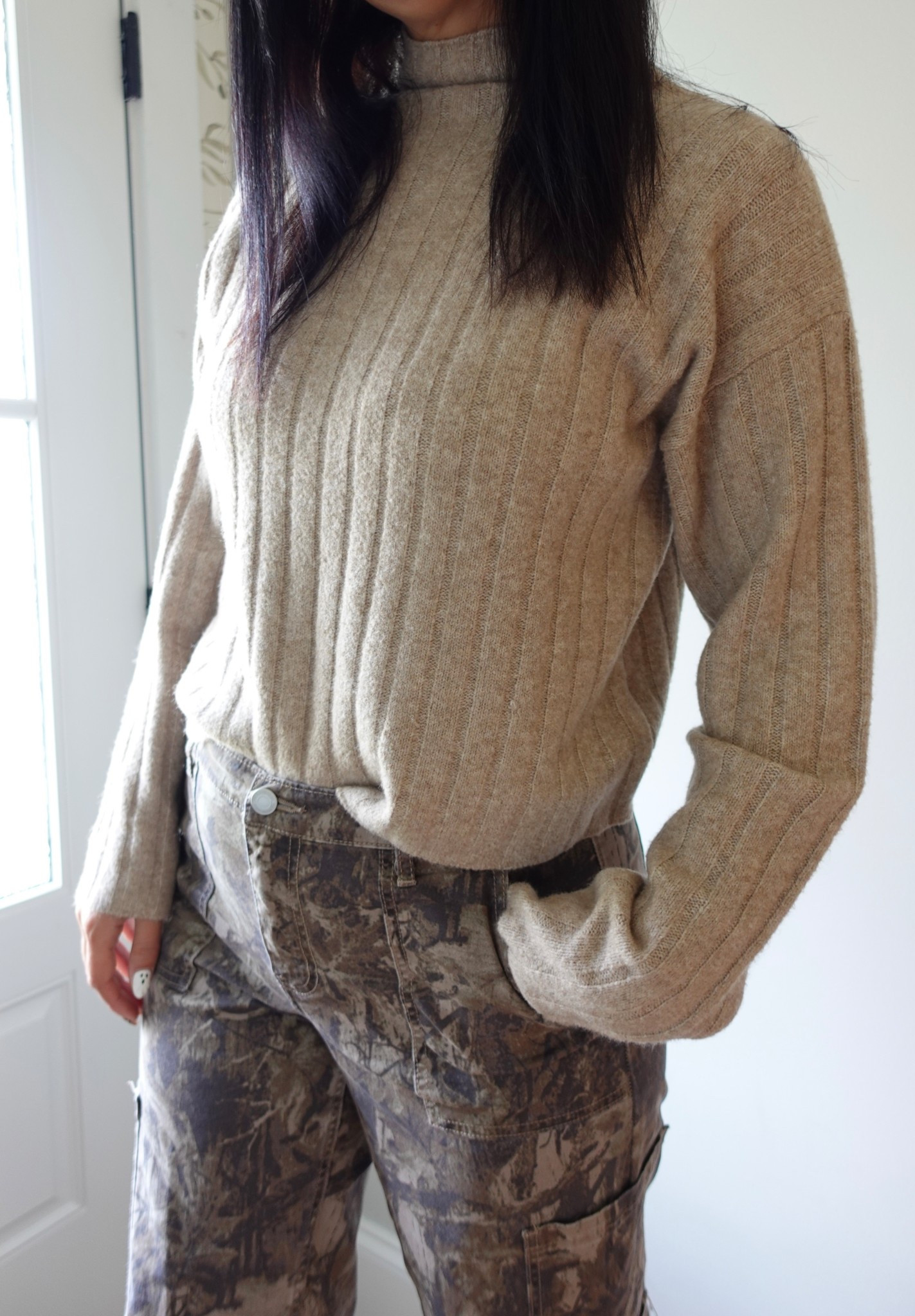 cozy, comfy, and camo — say less 🤎
the ultimate fall uniform: luxe knit + laid-back cargo.

#fallfashion #ootd #walmartfinds #walmartfashion #walmartcreator #fallstyle #neutralstyle