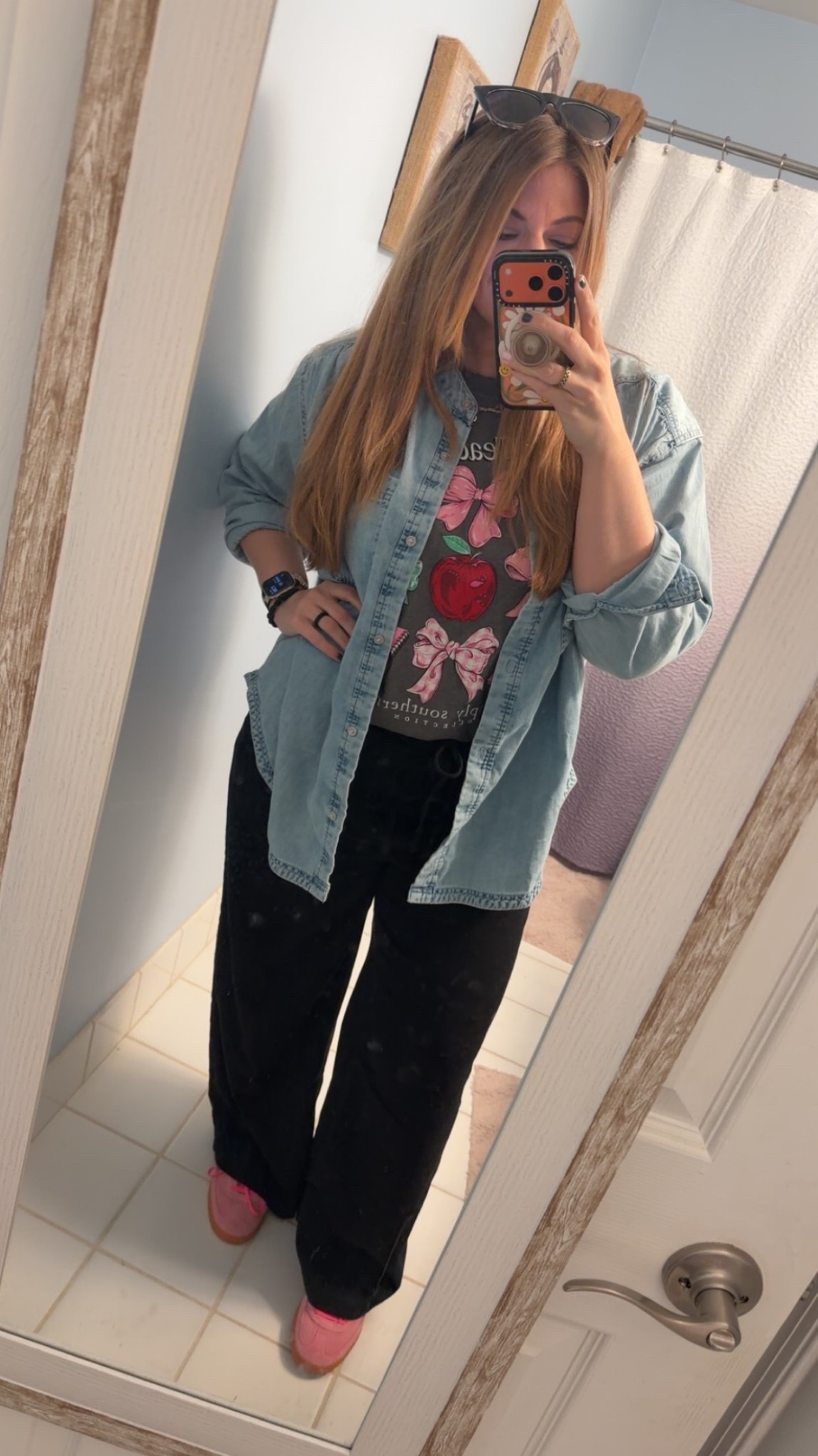 Comfy teacher ootd  

#LTKdayinmylife #LTKgrwm #LTKootd