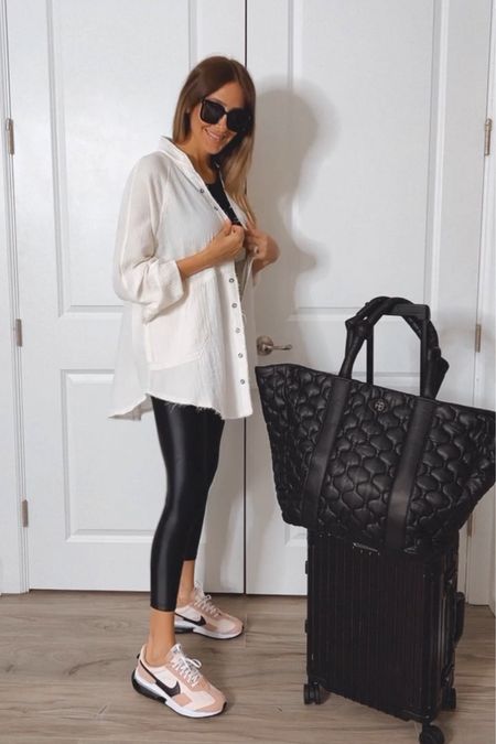 Comfortable and casual Airport travel outfit idea 
Stretchy and flattering leggings 
Runs true to size 
Wearing a size small 


#LTKstyletip #LTKtravel #LTKunder100
