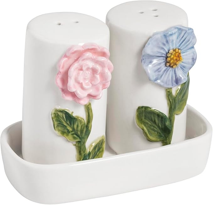 Mud Pie Stoneware Flower Salt And Pepper Shaker Set | Amazon (US)