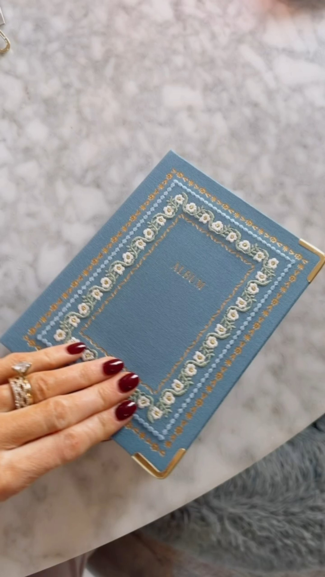 How beautiful is this photo album?! This would make a special gift for a family member!

Loverly Grey, gift guide, gift ideas, photo album 

#LTKHoliday #LTKGiftGuide #LTKHome