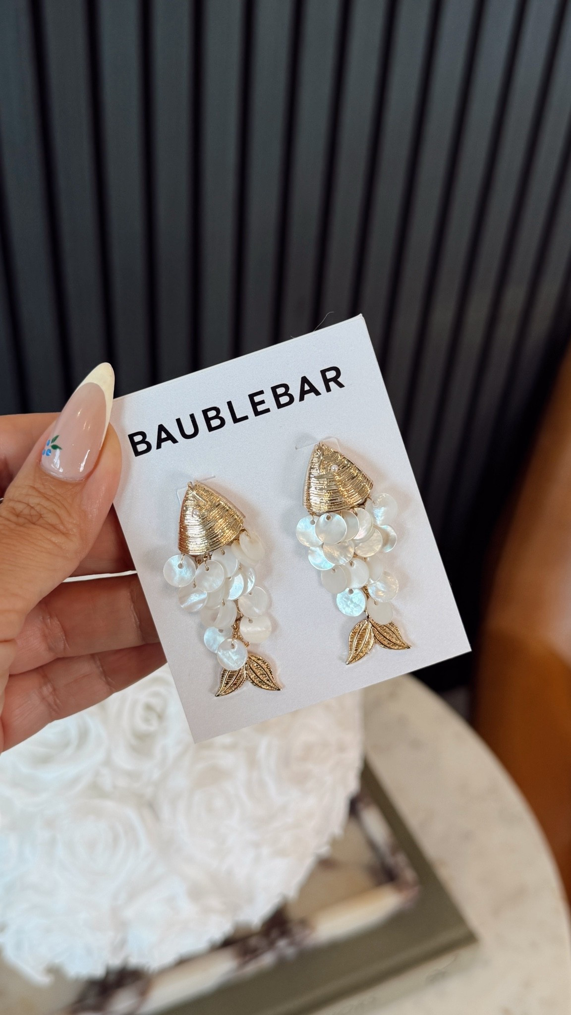 New favorite summer earrings! 
🌴🐟☀️