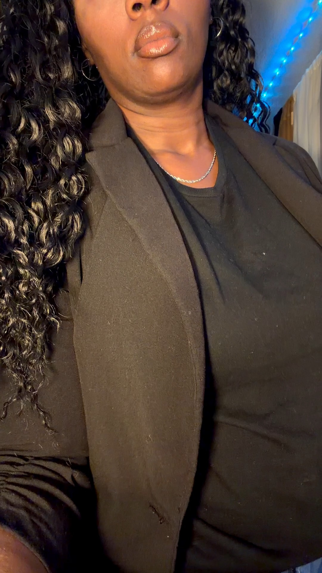 Casual with a polished twist 🖤 Black top, black blazer, and cargo denim paired with black sandals and a pop of color purse to finish the look. Effortless everyday style. #LTKStyle

#LTKootd #LTKOver40 #LTKPlusSize
