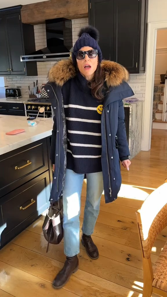 Headed to the salon💆🏻‍♀️ PS. My sweater is Joshua Sanders (not smiley)🙂 

 #LTKWatchNow #LTKStyleTip