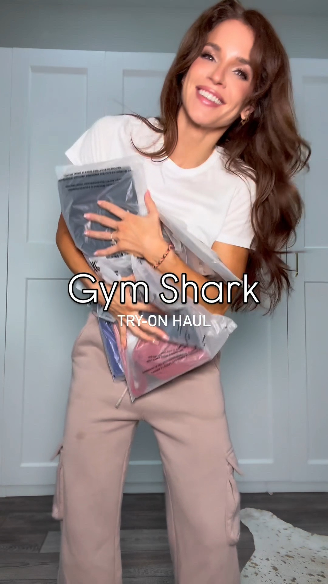 New gym shark finds! 💪🏻 Such great quality for in and out of the gym! Tsp below to shop! 👇🏻 #gymshark #gymootd

#LTKPetite #LTKWatchNow #LTKActive