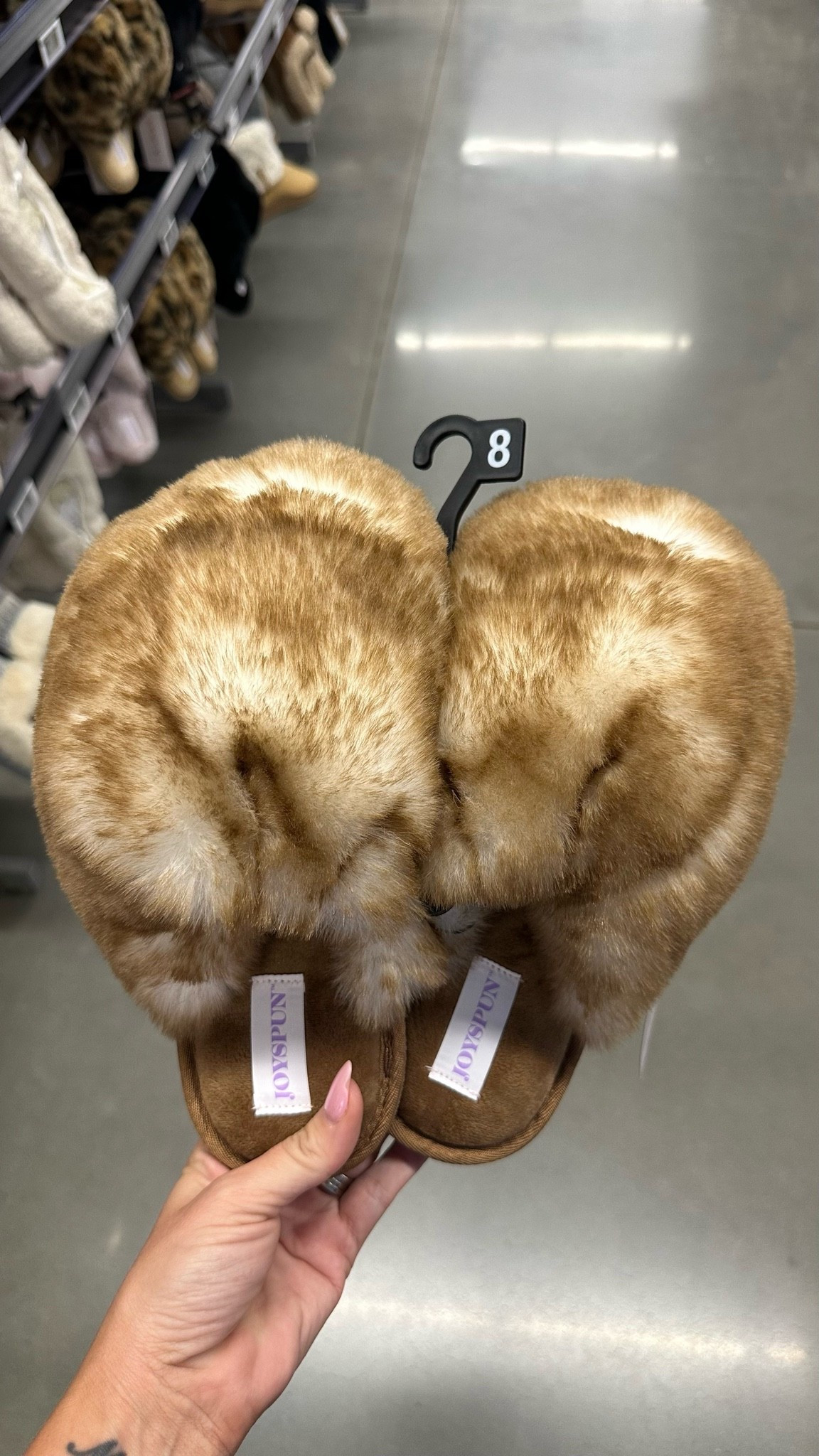 House shoes, slippers, Walmart cozy

#LTKdayinmylife #LTKselfcare #LTKU