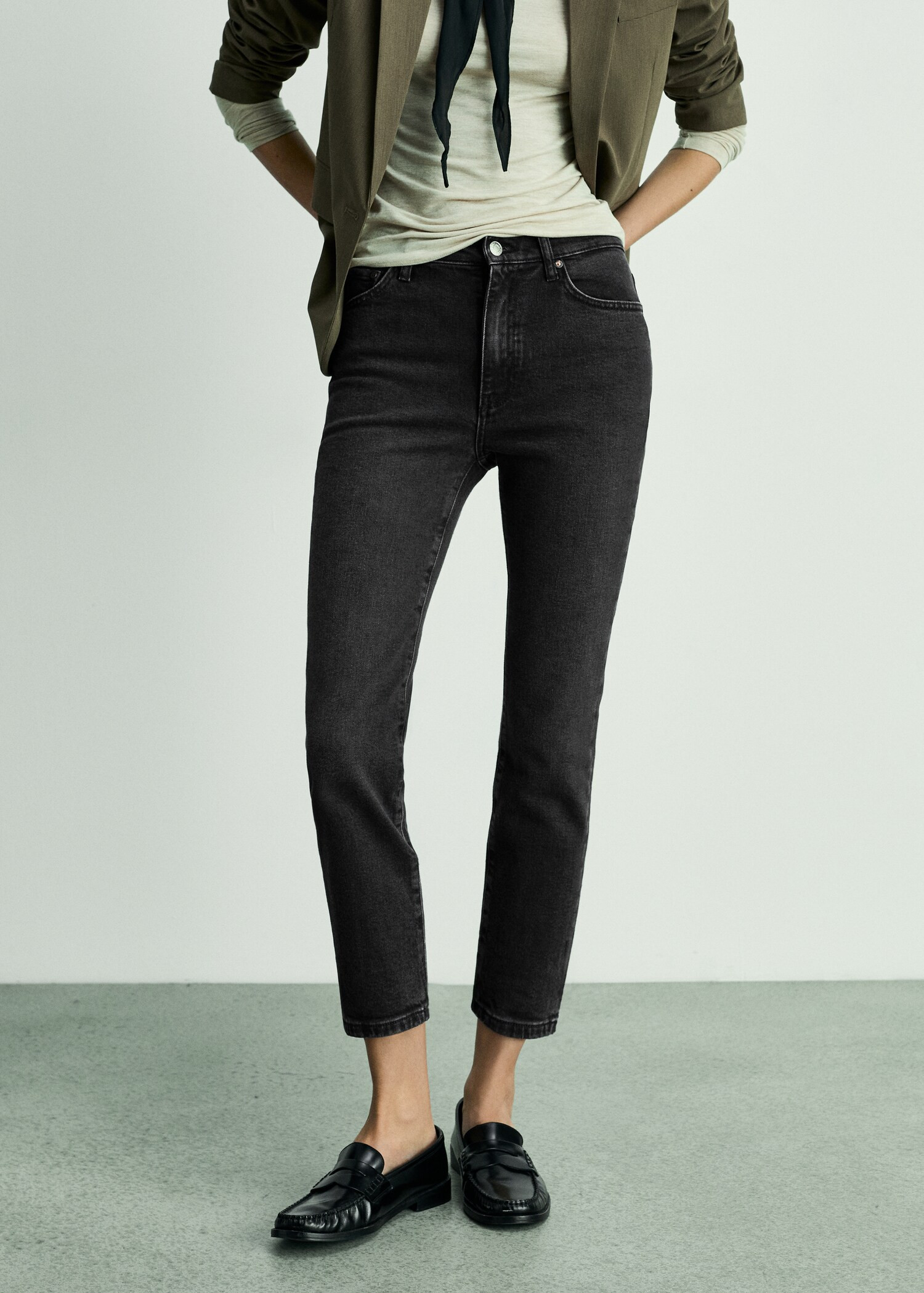 Claudia slim-fit cropped jeans | MANGO (UK)