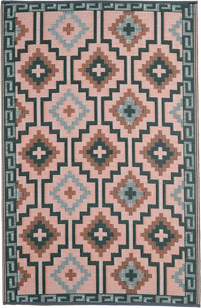 Fab Habitat Outdoor Rug - Waterproof, Fade Resistant, Crease-Free - Premium Recycled Plastic - Vi... | Amazon (US)