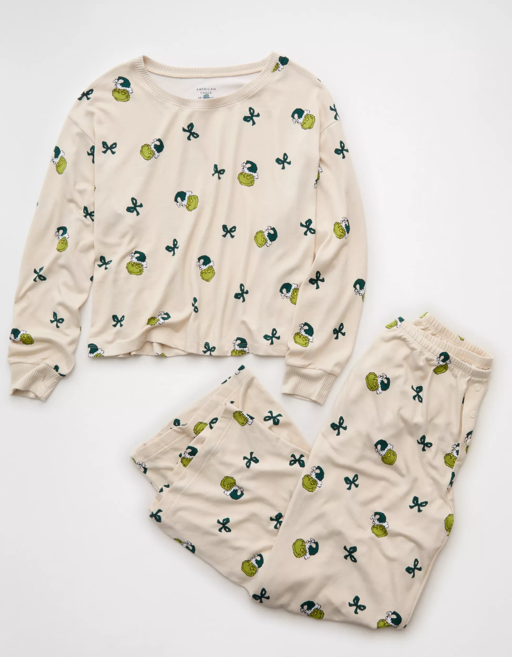AE Luxe Plush Grinch PJ Pant Set | American Eagle Outfitters (US & CA)