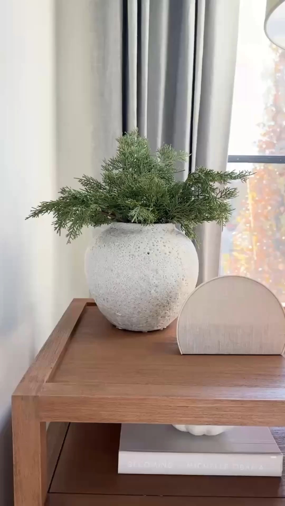 Neutral holiday bedroom decor details 

#LTKSeasonal #LTKHome #LTKHoliday