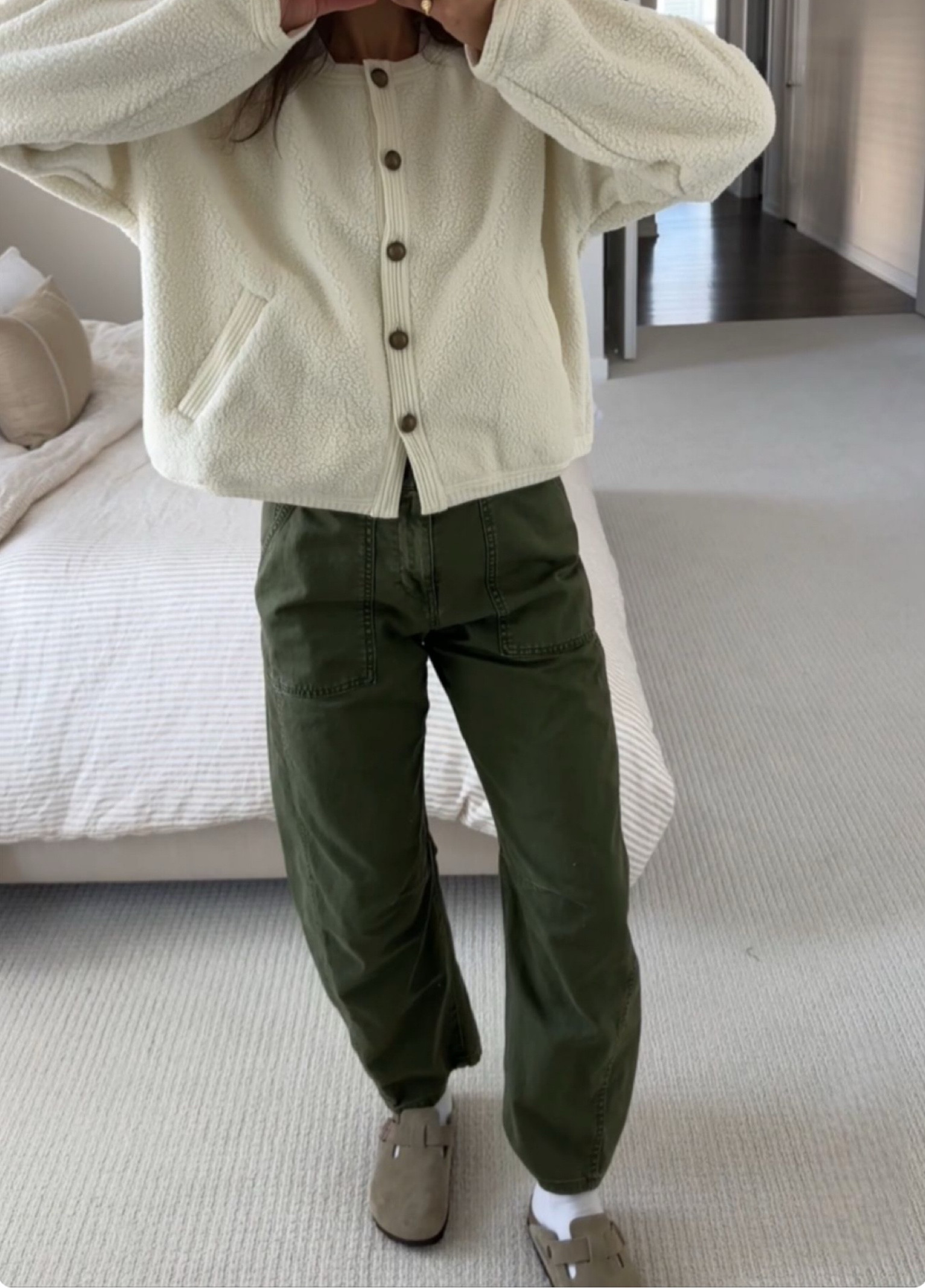 got xs in cardi & 4 in pants!! 

#LTKSeasonal #LTKGiftGuide #LTKCyberWeek