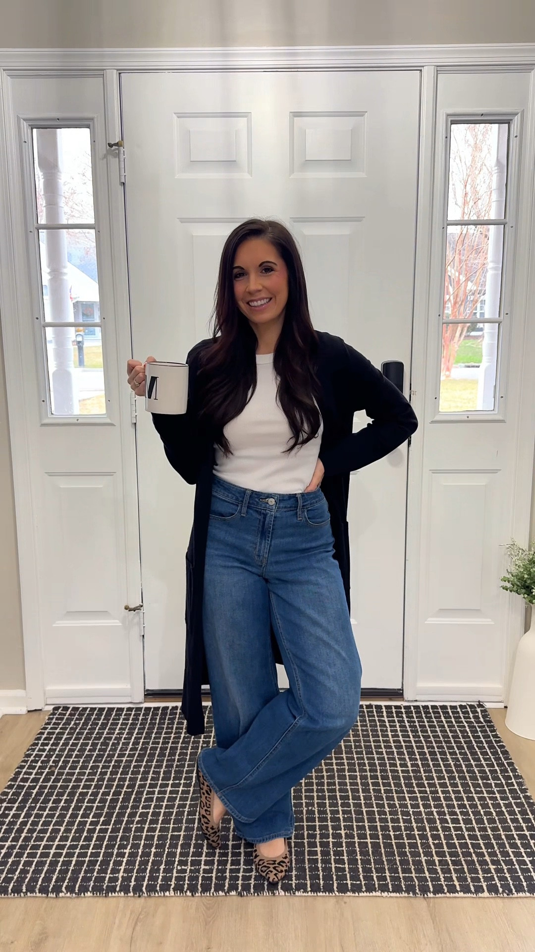 Mondays casual petite work outfit! 
Jeans: size 2
Tee: xs
Cardigan: xs

#LTKPetite #LTKootd #LTKWorkwear