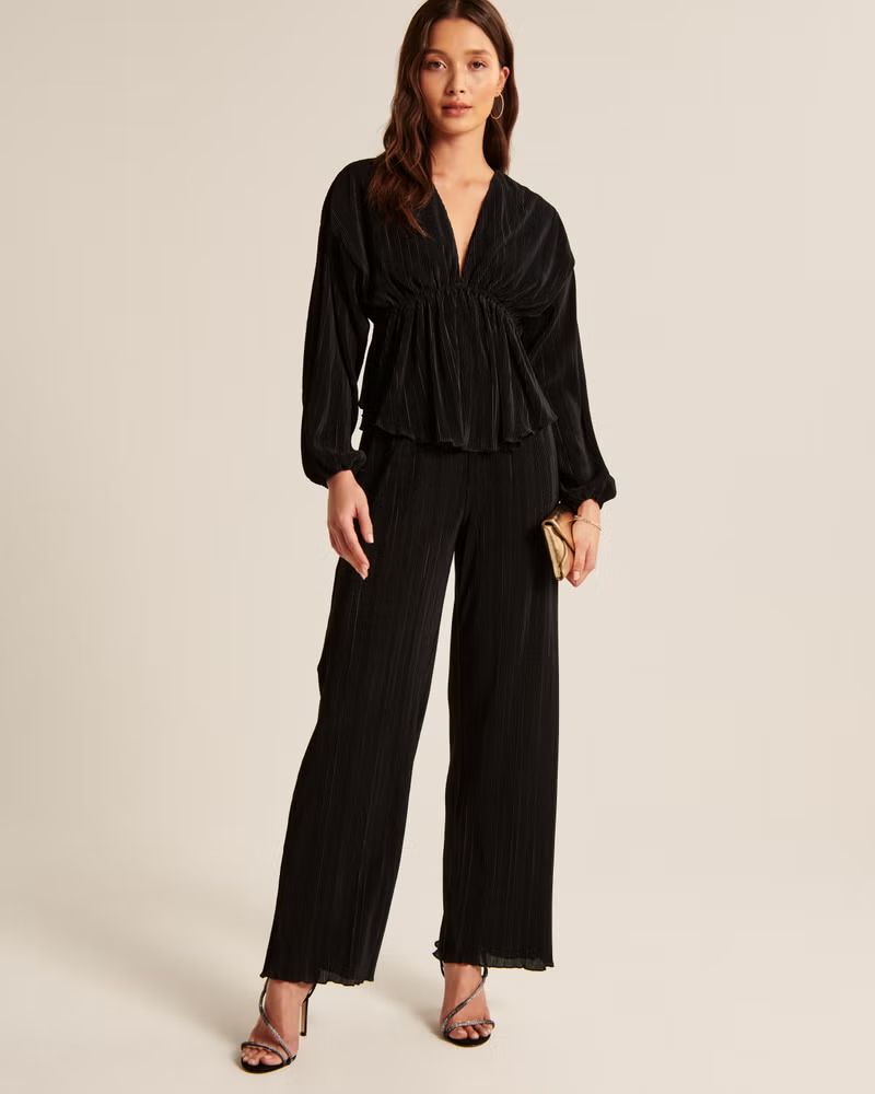 Women's Elevated Plisse Wide Leg Pants | Women's New Arrivals | Abercrombie.com | Abercrombie & Fitch (US)