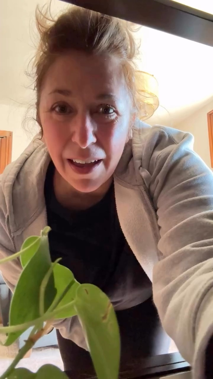 We have friends coming to stay with us! 🎉 Yes - friends! 

So we are last minute cleaning. You know the drill. Mopping, vacuuming, toilets, laundry, etc. 

What’s the one thing you always do? Hide everything in a closet? Asking for a friend 😉

Happy Saturday everyone! 

#cleaning #ourrestorationjourney #poundhomeandgardens #funweekend
