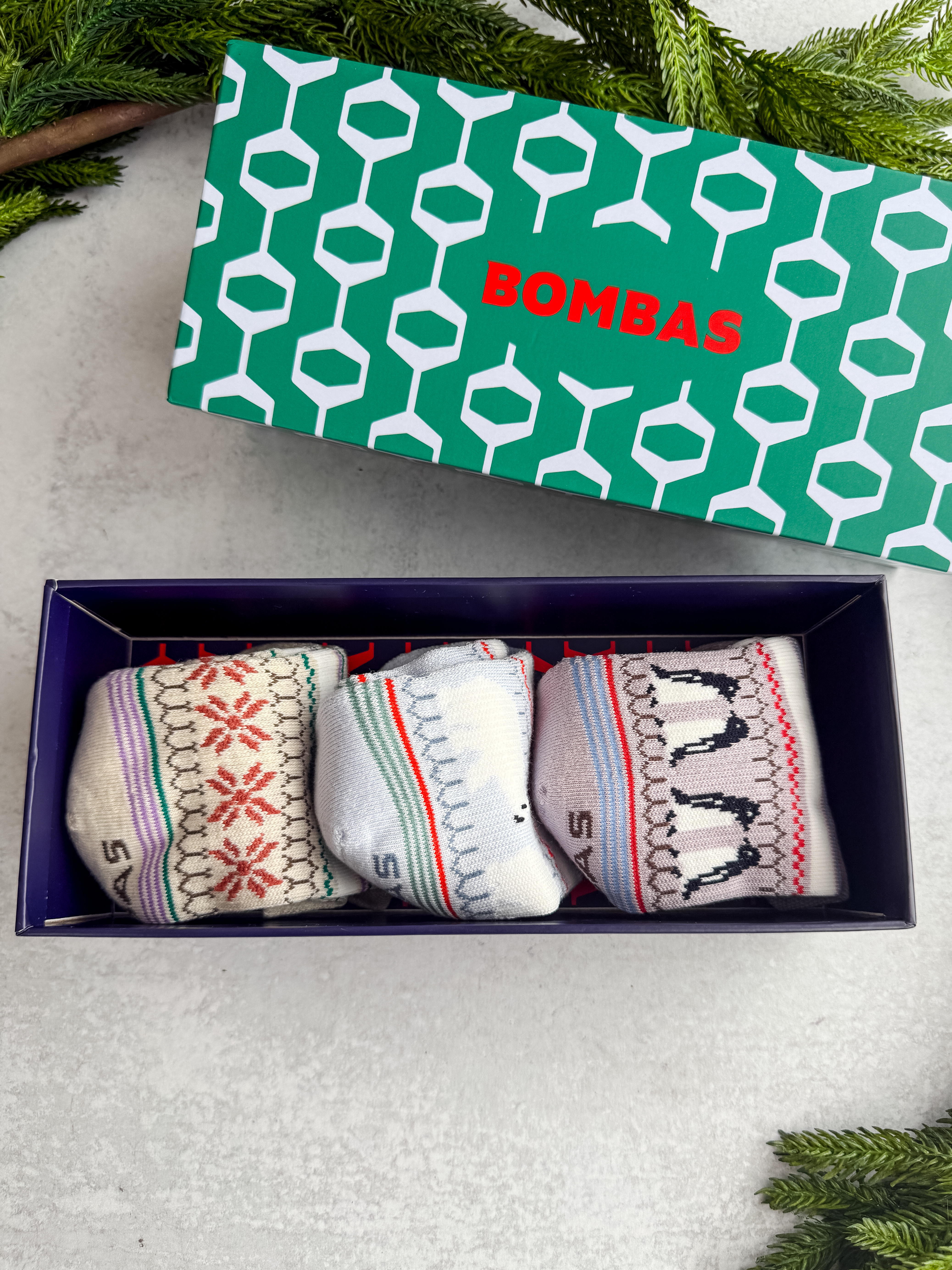 Bombas Holiday 3 Pack Gift Set

25% off Bombas socks great for holiday gifting
@bombas #bombaspartner 

#LTKGiftGuide #LTKHoliday #LTKStyleTip