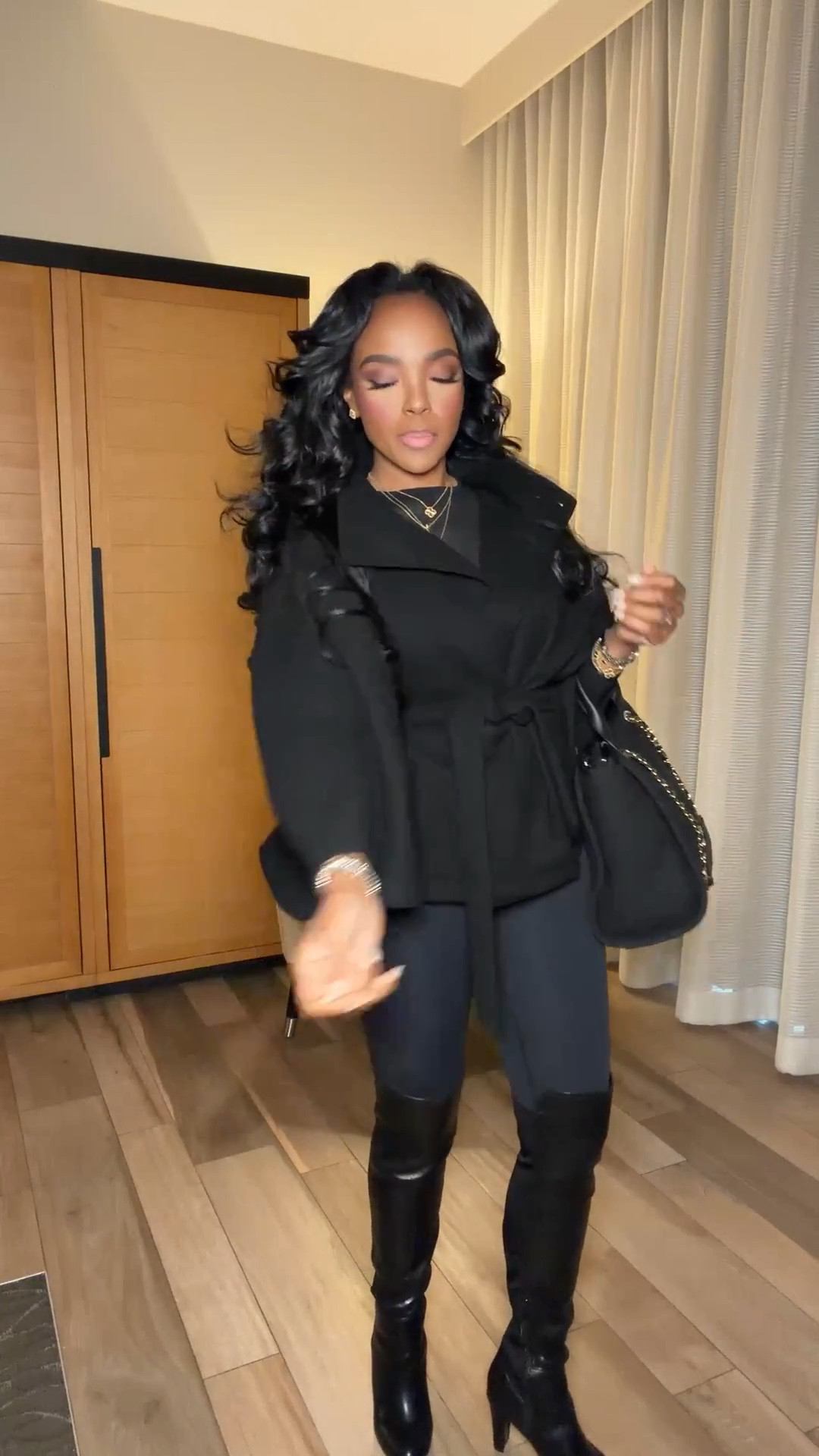 All black, but make it vineyard chic 🍷🖤  
Cozy layers, sleek leggings, and tall boots—proof that monochrome never misses. This is an easy, elevated cold-weather look that feels polished but still comfortable enough for walking, tasting, and lounging.

Perfect for winery days, fall travel, cozy date nights, or weekend errands.

📏 Sizing:  
Top: Size Small  
Leggings: Size Small (size up to Medium for a more relaxed/baggier fit)  
Boots: True to size  

This is one of those outfits you can repeat all season—layer it, swap boots, add a scarf, and the cost per wear keeps dropping. A true long-term shopping strategy.

Favorite to revisit later or save this post for outfit inspo.  

Follow me on Instagram and YouTube @kirasfashionfinds

#LTKgrwm #LTKdayinmylife