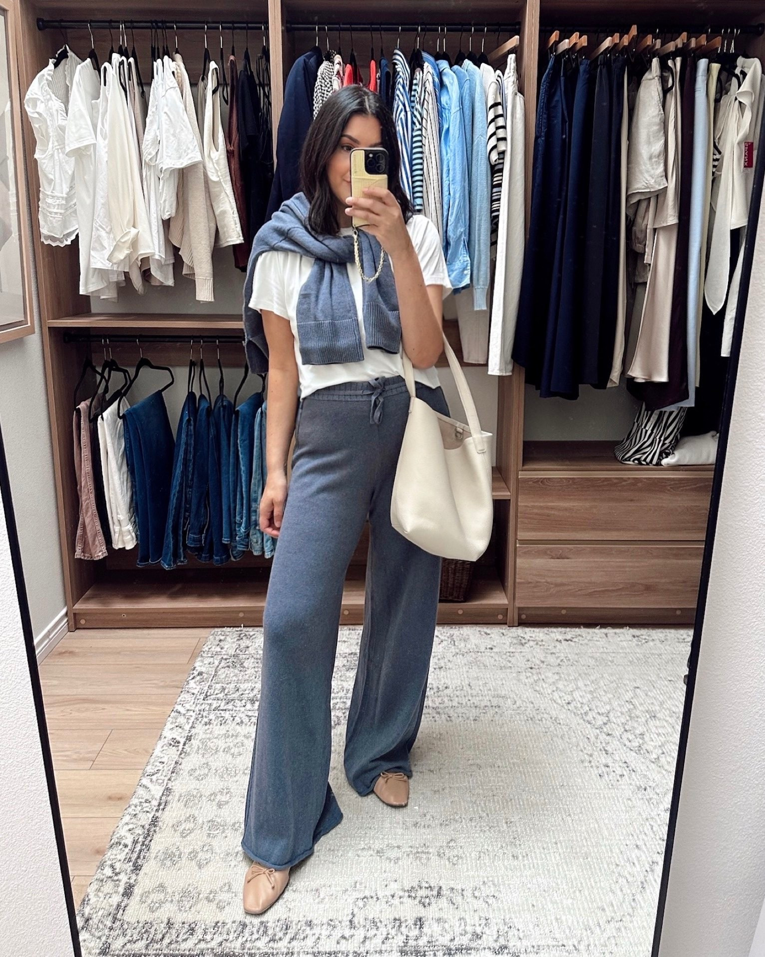 Love this set from @Splendid! It’s 30% off this week too! I’m in the large of both pieces but they run loose!