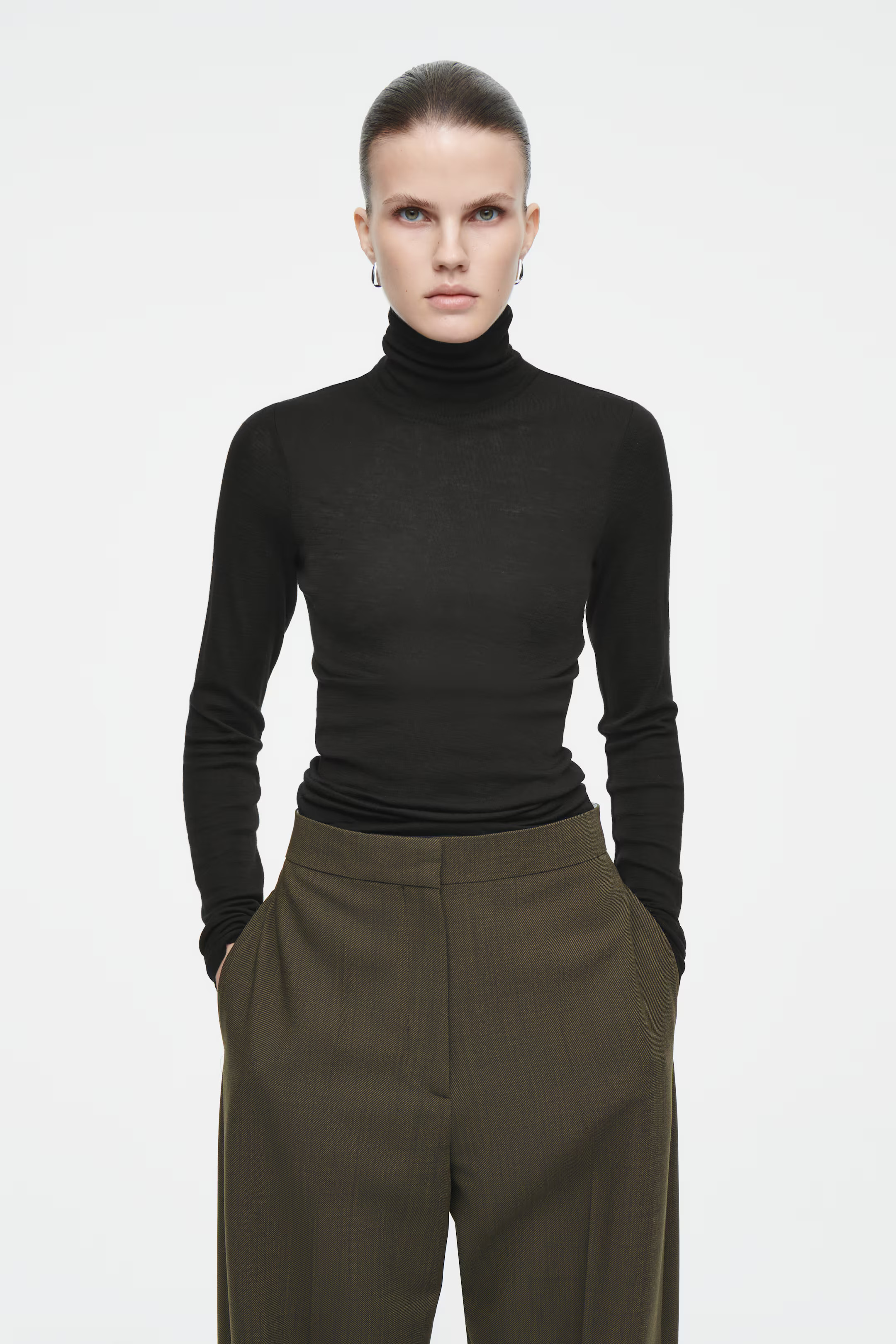 MERINO WOOL TURTLENECK TOP | H&M (UK, MY, IN, SG, PH, TW, HK)