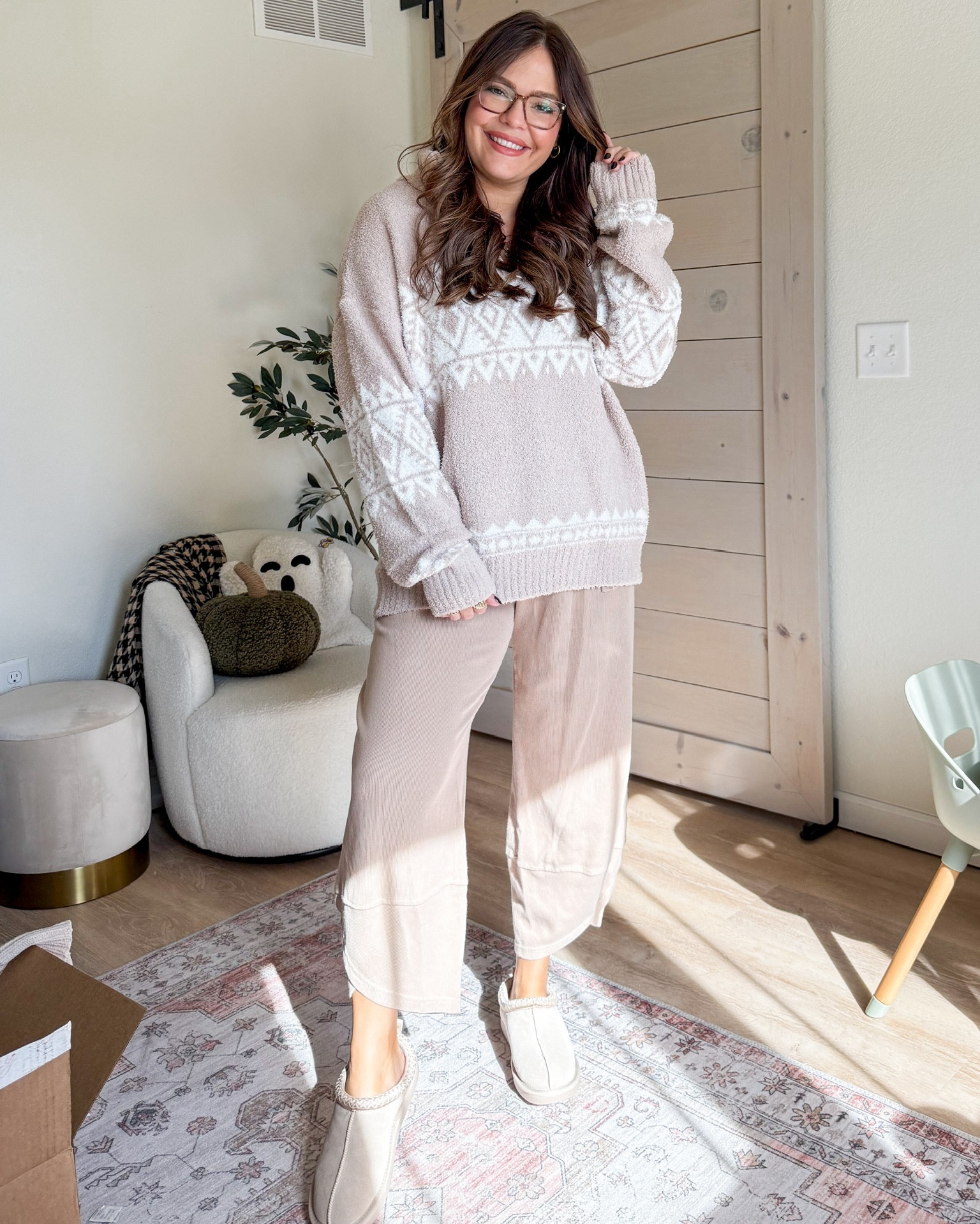 Cozy lounge outfit for fall // sized up to extra large in the coziest pullover and wearing large in bottom 

Use code kelsie15 for 15% off at pink lily 

Follow my shop @kelsiekristine on the @shop.LTK app to shop this post and get my exclusive app-only content!