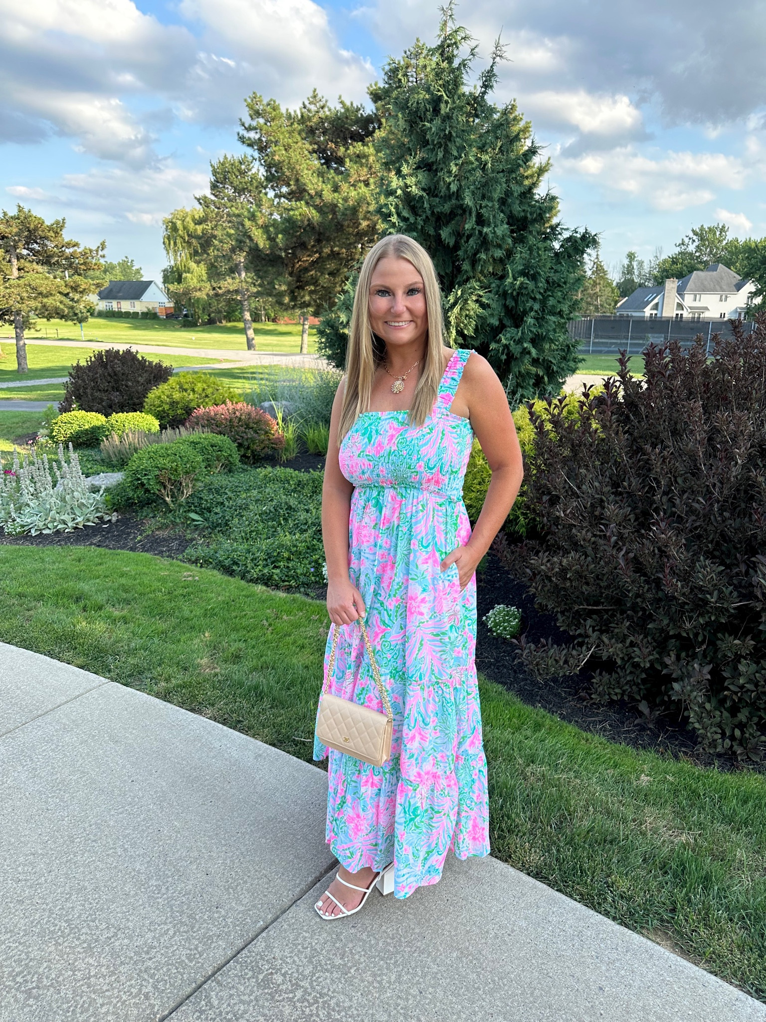 Lilly pulitzer maxi outlet dress with sleeves