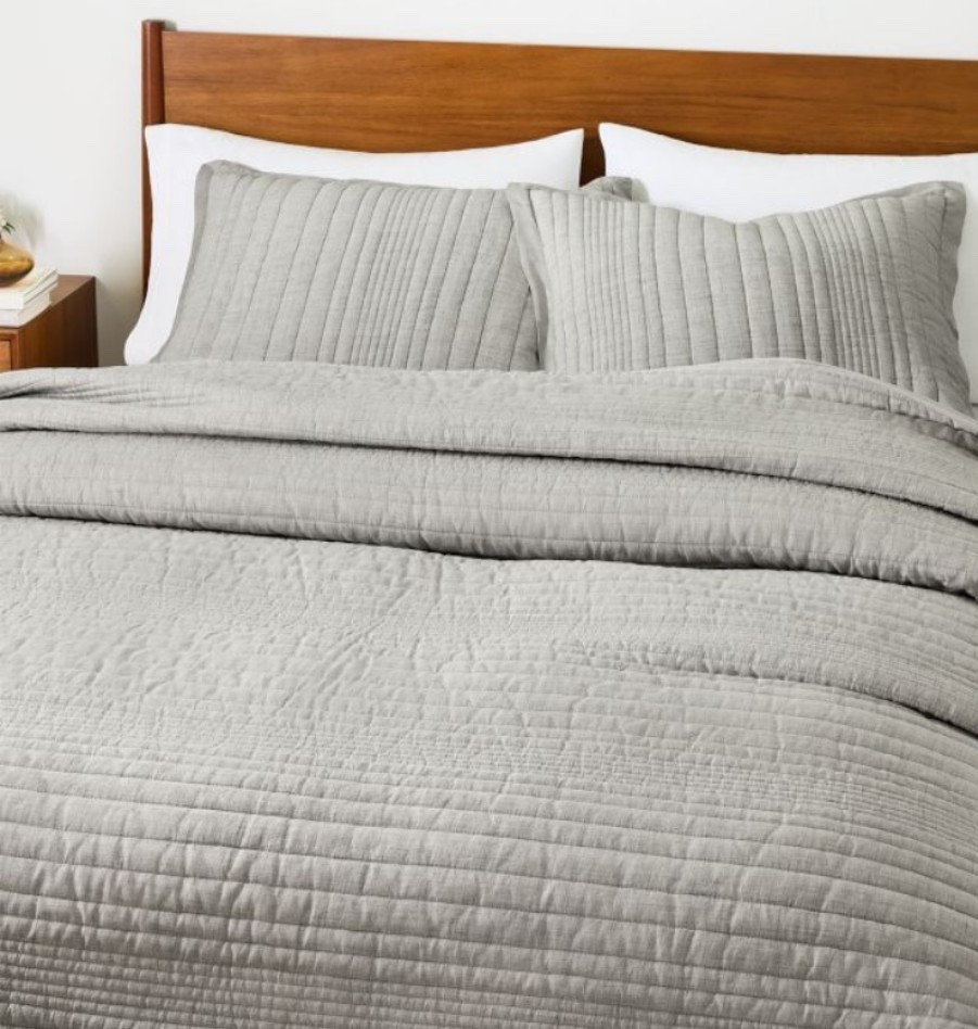 70% off best seller bedding 

#LTKHome