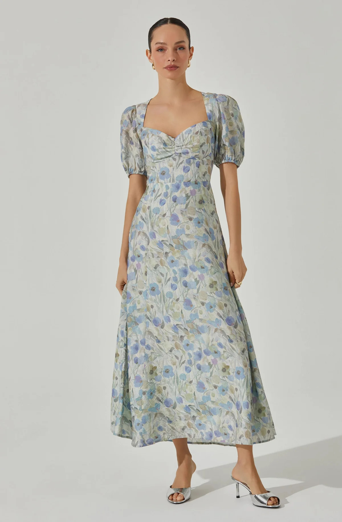 Sweetheart Puff Sleeve Midi Dress | ASTR The Label (US)