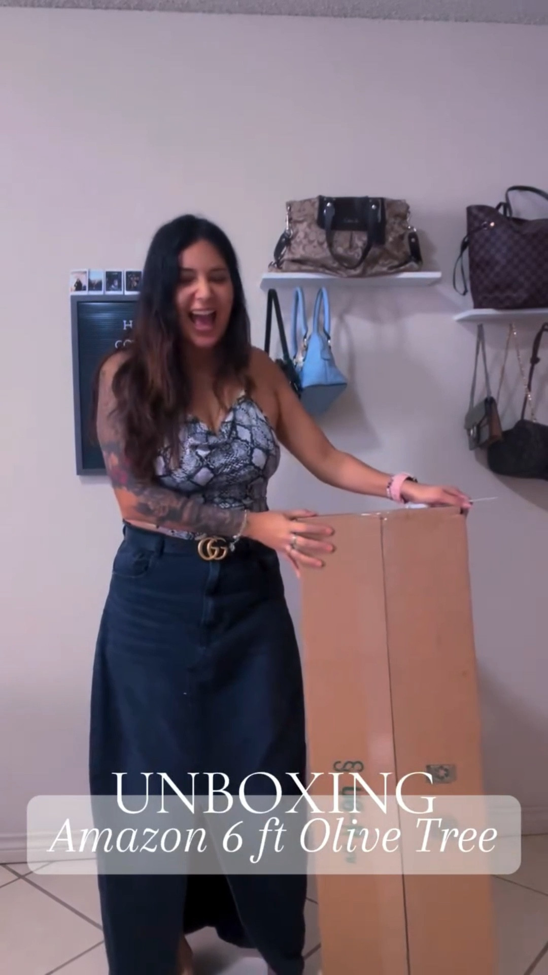 Unboxing something special 🌿
The olive tree has such a beautiful biblical meaning — it represents peace, hope, endurance, and God’s faithfulness. In Scripture, the olive branch is a symbol of renewal and God’s promises, and olive oil was used for anointing and blessing.

Adding this to our dining space feels like more than décor — it’s a reminder of peace in our home 🤍
So grateful for this gifted piece that instantly elevated the room. It is linked on my storefront. Olive tree unboxing, home decor unboxing, faux olive tree decor, dining room decor update, gifted home decor, faith inspired home, biblical home decor, neutral home aesthetic, cozy dining room ideas #OliveTreeDecor
#HomeDecorUnboxing
#NeutralHome #GiftedCollab
#DiningRoomDecor