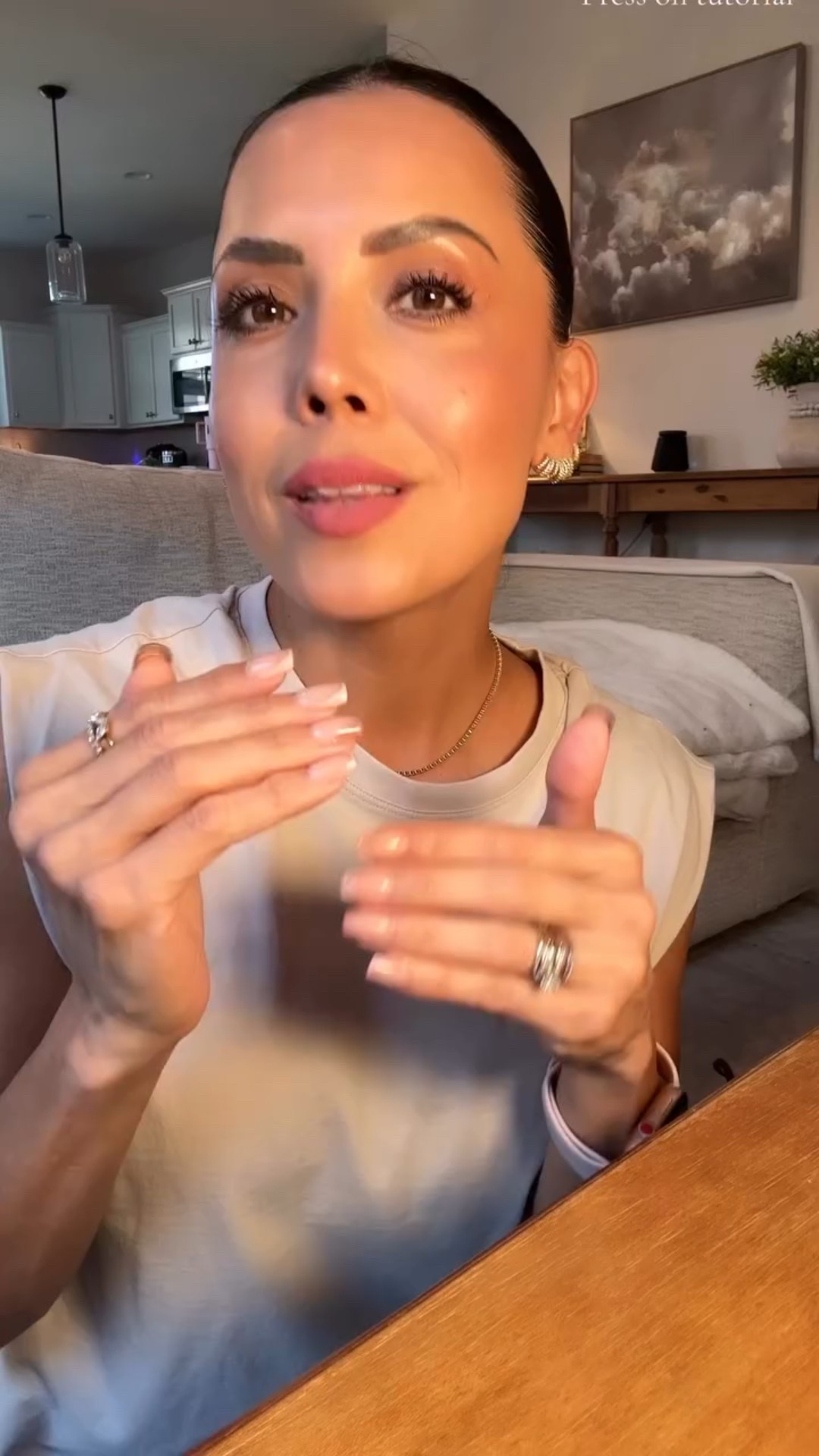 Si estás como yo en tu #pressonnails era entonces vas a querer guardar este tutorial para cuando necesites quitarlas!  #tutorial #pressons #pressonnails #pressonnailstutorial  #yizza

#LTKStyleTip #LTKBeauty #LTKOver40