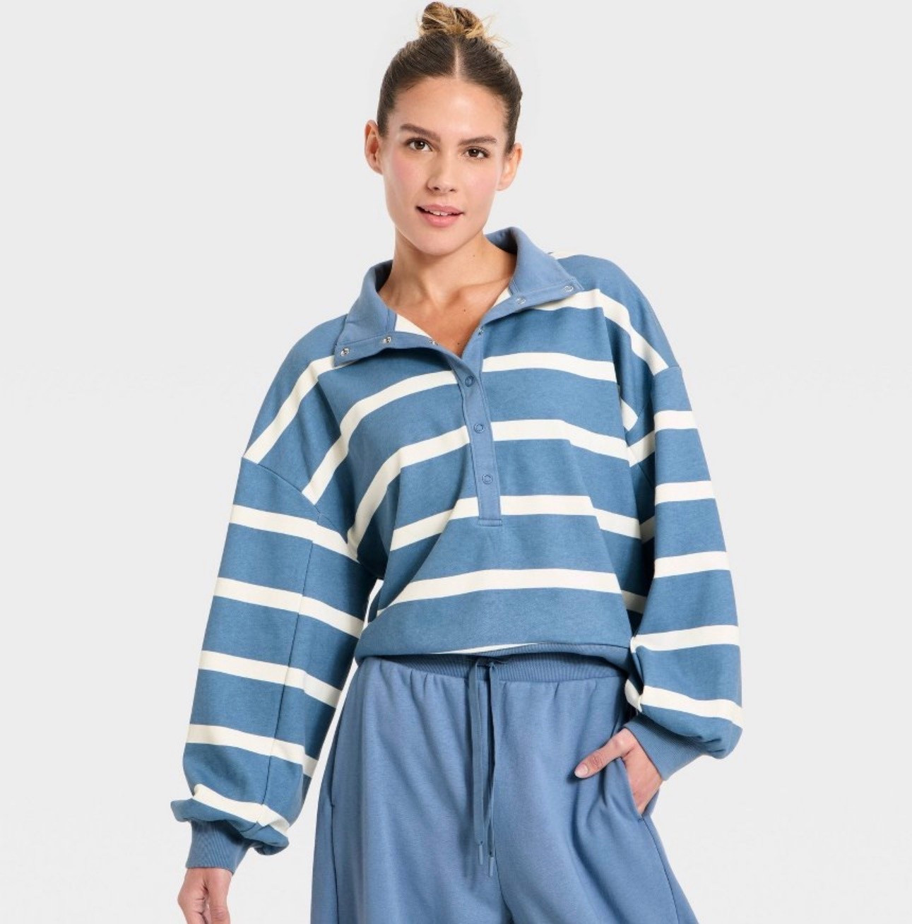 Sweatshirt $25

#LTKFindsUnder50