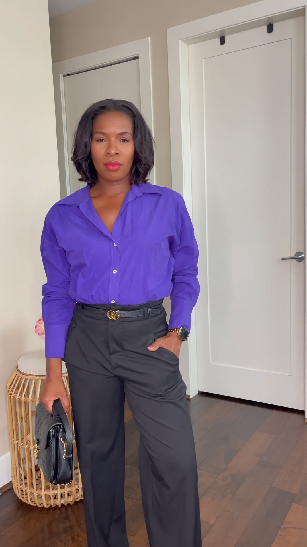 The shirt is great versatile item to add in your closet. Wear with jeans or trousers. 

#springoutfit #officewear 

#LTKstyletip #LTKworkwear