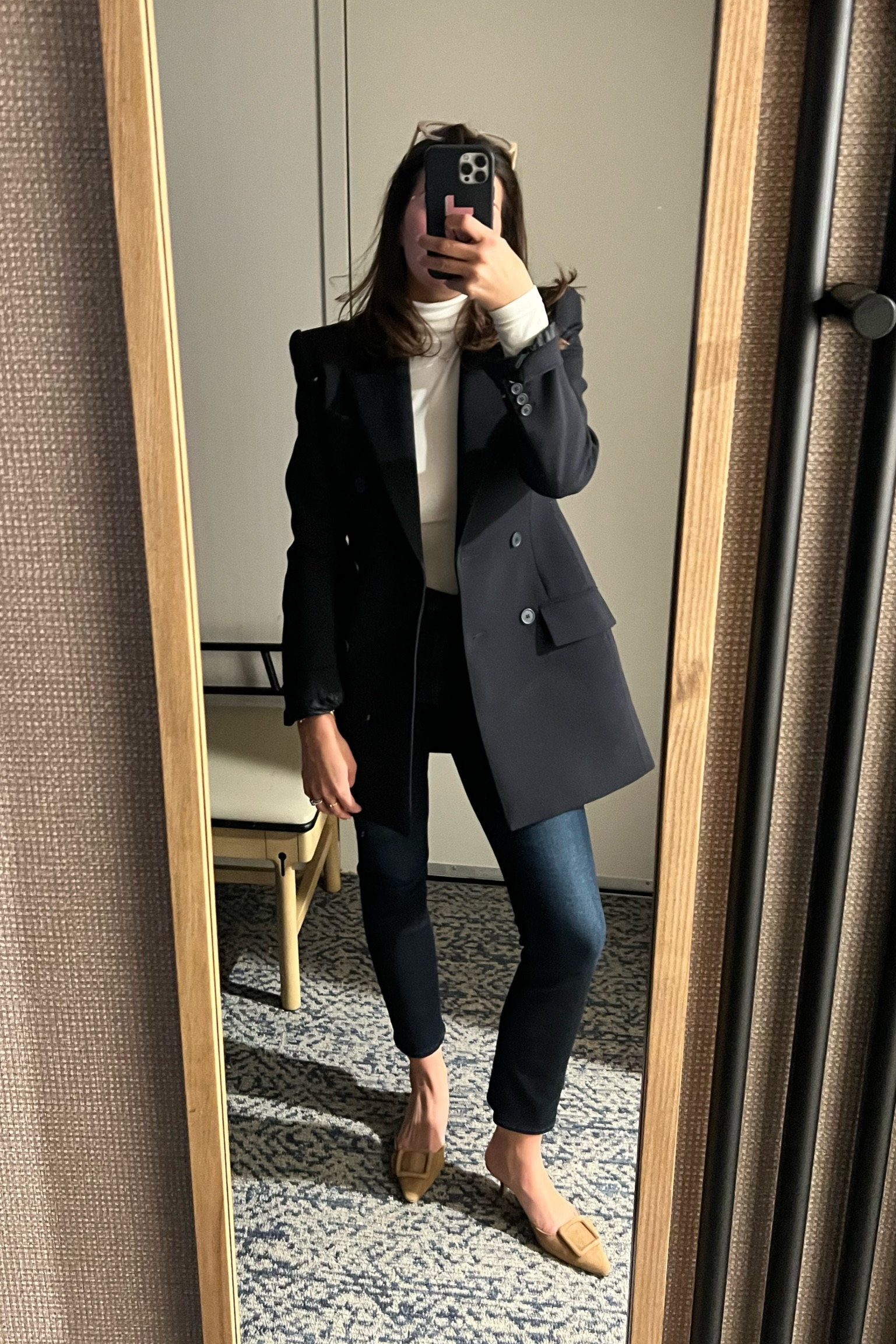 Here’s what I wore to the first day of my work conference! I’ve been so happy with this blazer purchase. I restocked a few basics at Wolford before my trip and I’ve been loving them- so comfy but create clean lines and the material is nice and elevated. 

#LTKstyletip #LTKworkwear #LTKtravel