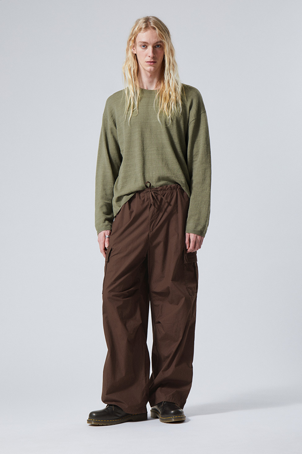 Fallschirmhose Mats im Baggy-Stil | Weekday