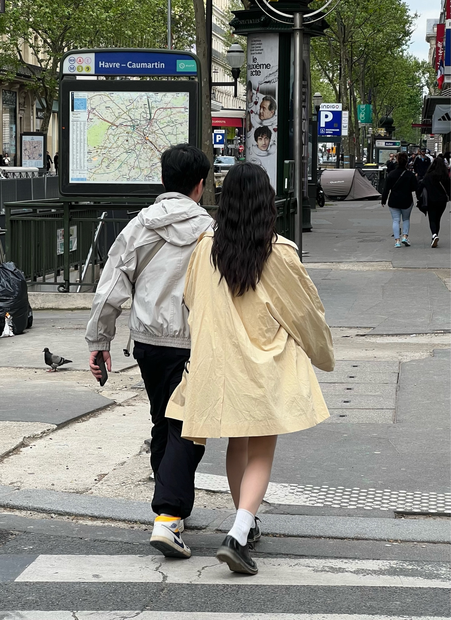 Spring Parisian Street Look 


#LTKstyletip #LTKeurope