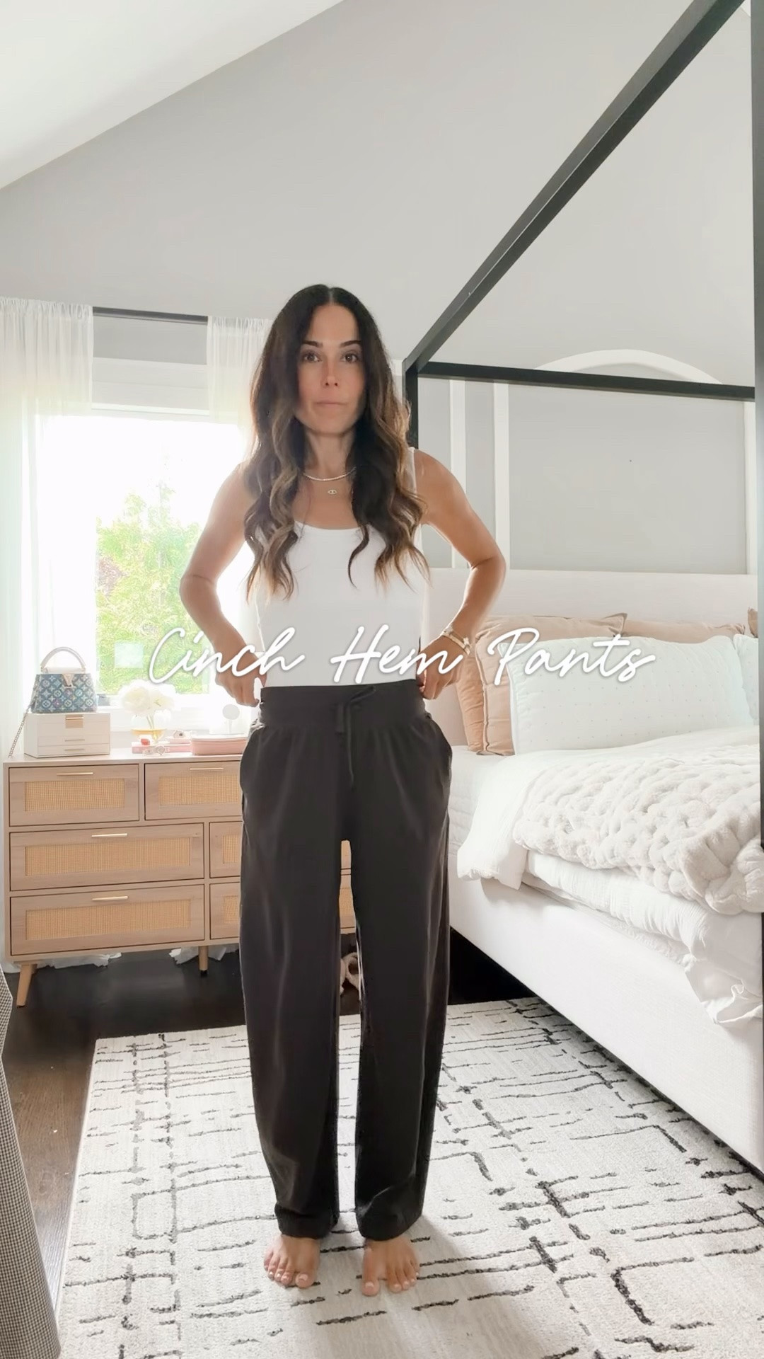Buttery soft pants that can do BOTH 🙌🏻 Wear them wide leg or cinch the hem for the cutest barrel look. Two styles in one—and somehow even more comfortable than leggings?! Yep, I’ll be living in these. 🤎

💌type “PANTS” and I’ll send you the link!
🔗

#LTKootd #LTKmomlife #LTKOver40