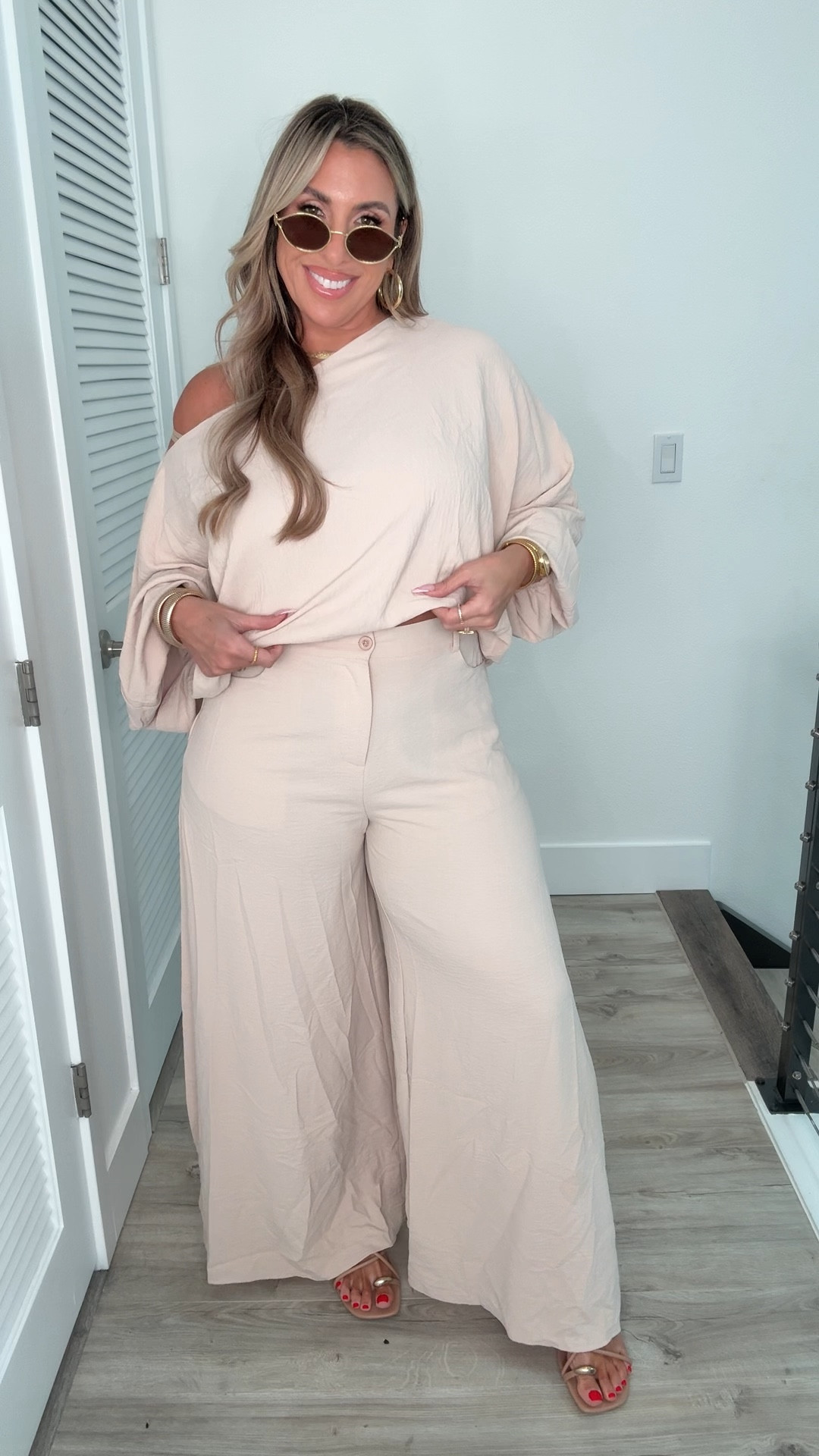 Amazon arm and tummy friendly set. 

size L (size down very stretchy and runs big) The top is full length, I cropped it up. 



#LTKOver40 #LTKootd #LTKMidsize