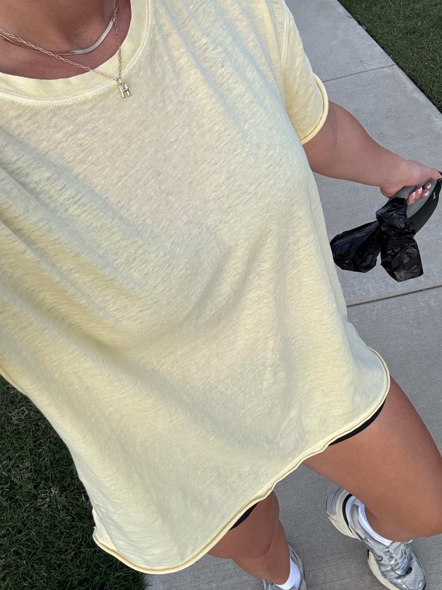 The perfect oversized tshirt! Wearing size XS