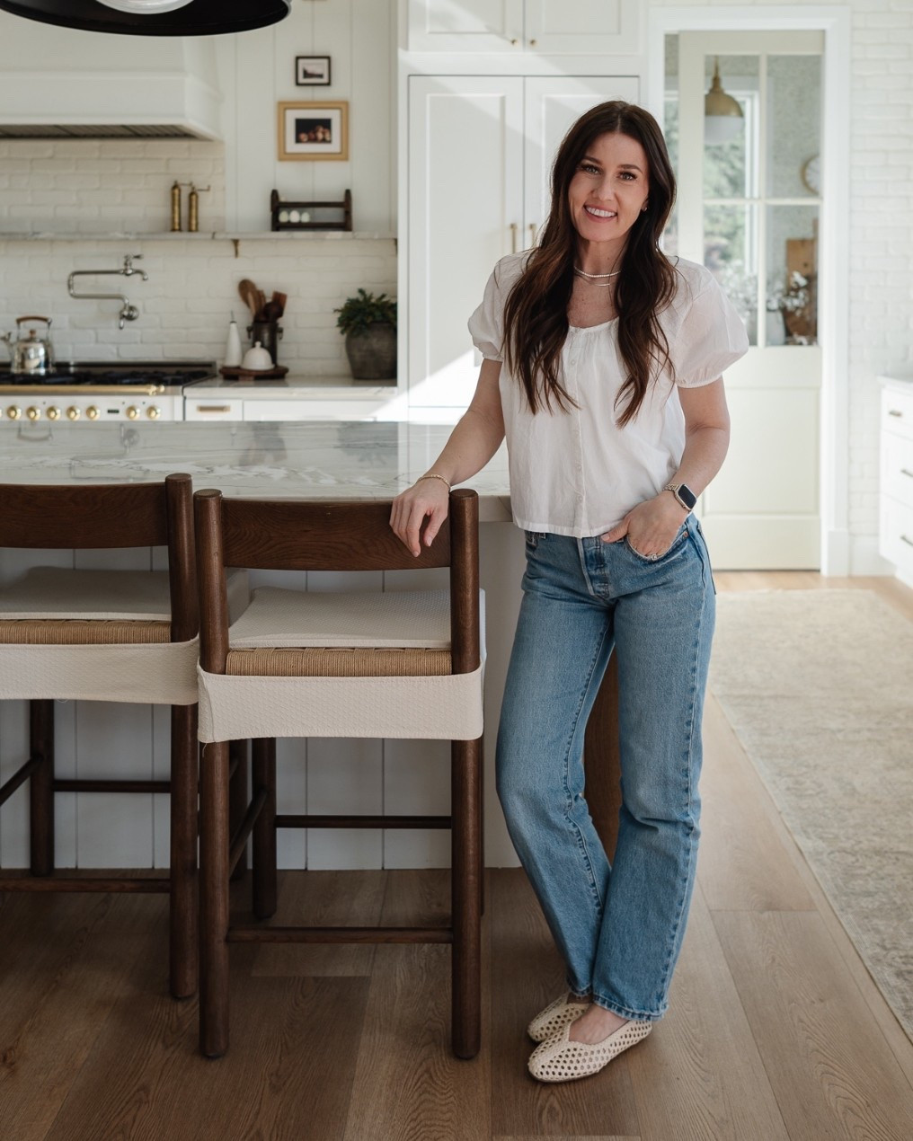 Loving this new old navy top!! Up to 50% of everything sale ends tomorrow!! 

Spring, ootd, jeans, denim, Levi’s, flats, mom outfit, neutral, classic, spring break 

#LTKSaleAlert #LTKootd #LTKmomlife