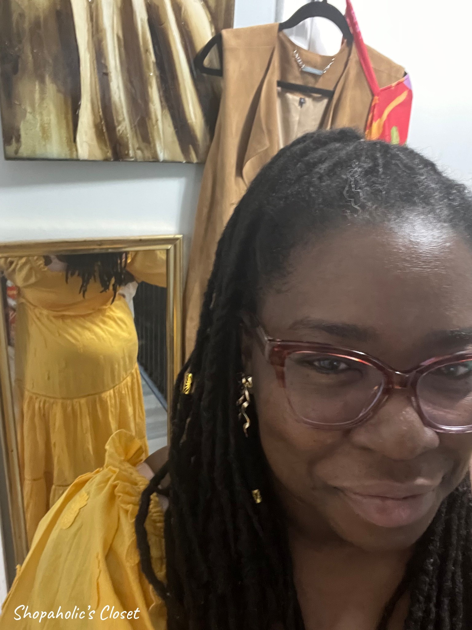 I was a vision in yellow today welcoming the 70+ degree weather. 

Paired my Farm Rio dress with espadrilles and bow earrings.

#shopdeescloset #shopaholicscloset

#LTKootd #LTKMidsize #LTKSaleAlert