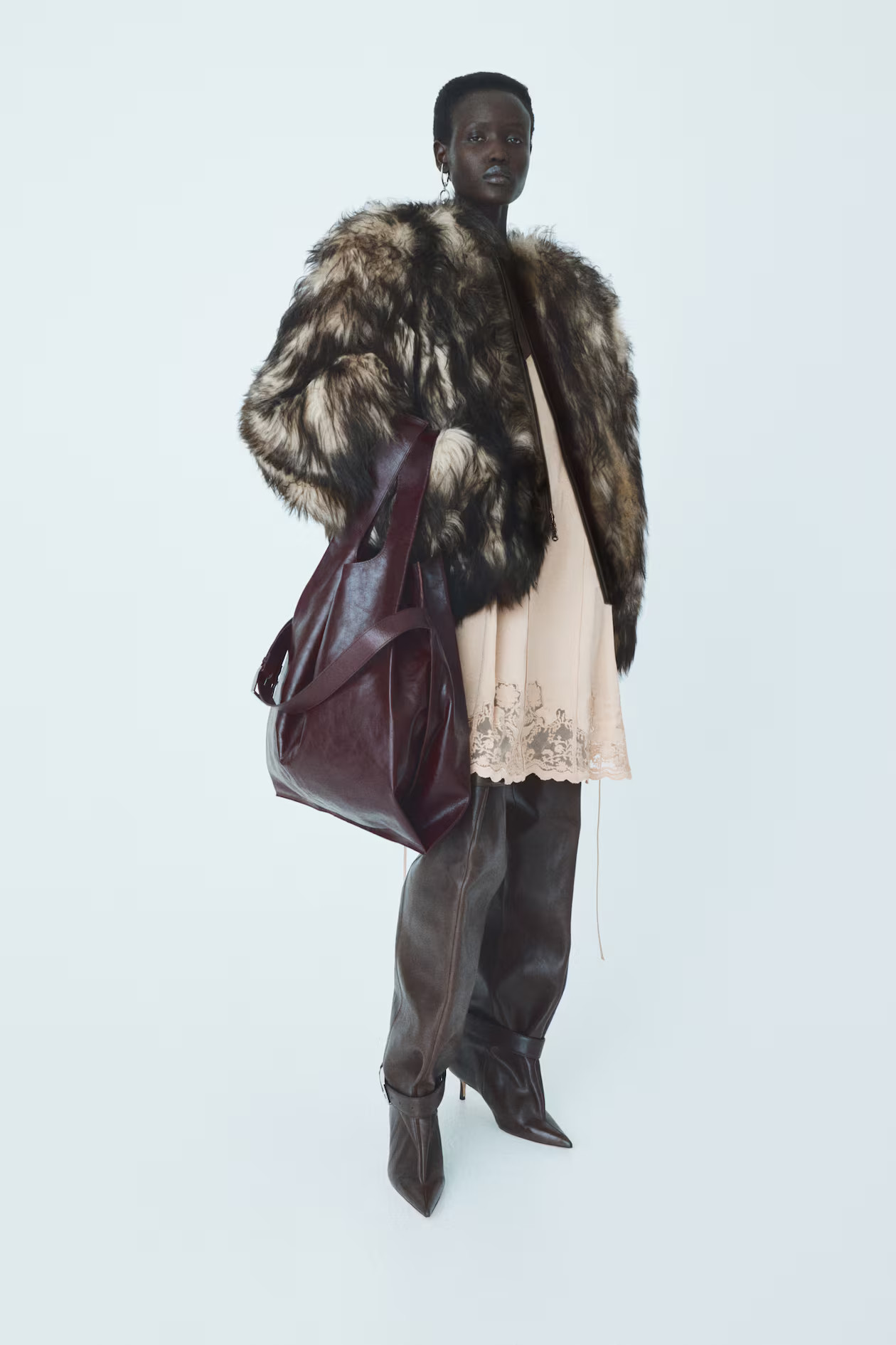 Lace-inset satin dress | H&M (UK, MY, IN, SG, PH, TW, HK)