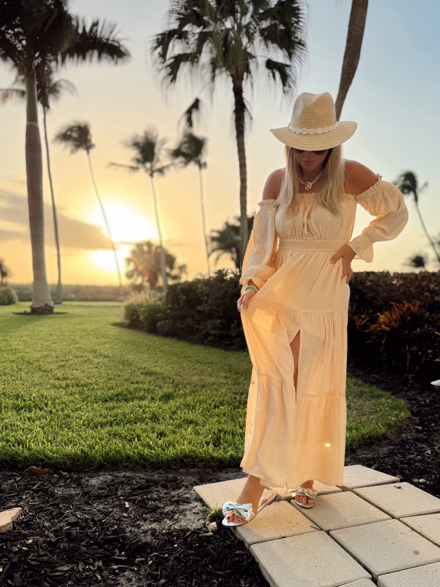 Best seller maxi dress! 20% off today less than $50  When it’s taco Tuesday at the beach! Margs hit different! 🌴🤍
Love this Amazon dress! Tons of colors! I’m in small.

#LTKSaleAlert #LTKFindsUnder50 #LTKootd