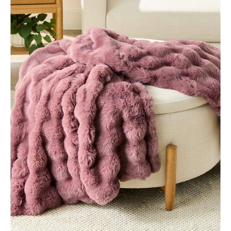 Better Homes & Gardens Violet Bubble Faux Fur Ultra Soft Luxury Oversize Throw Blanket, Violet Ge... | Walmart (US)