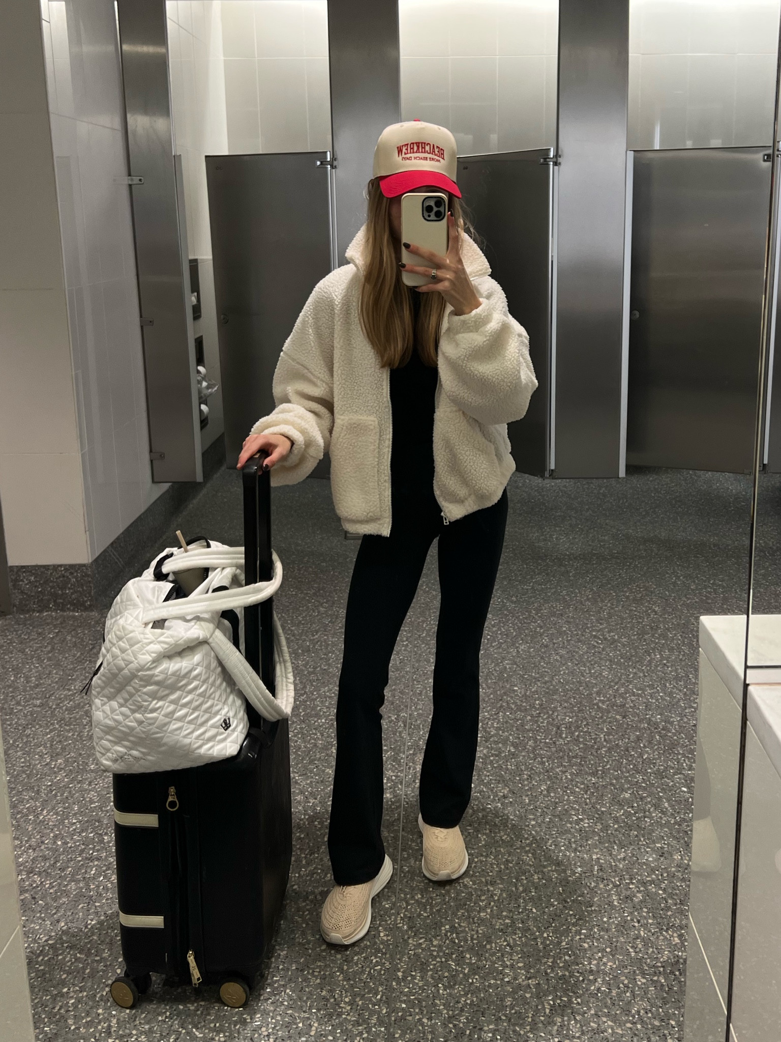 Travel ootd 

#LTKstyletip #LTKshoecrush #LTKHoliday