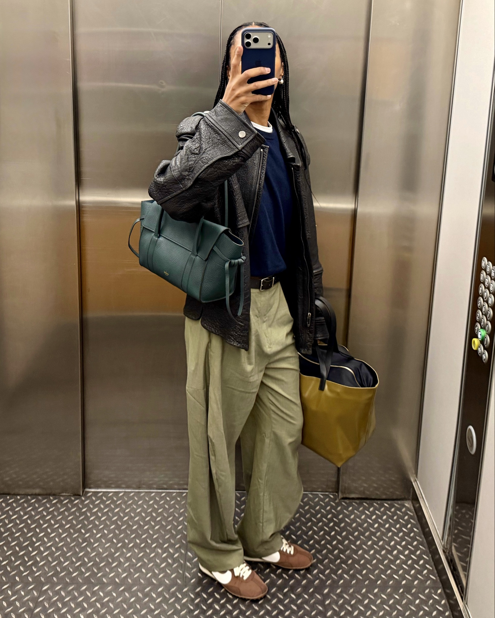 Recent fits 

#LTKstyletip #LTKspring #LTKbag