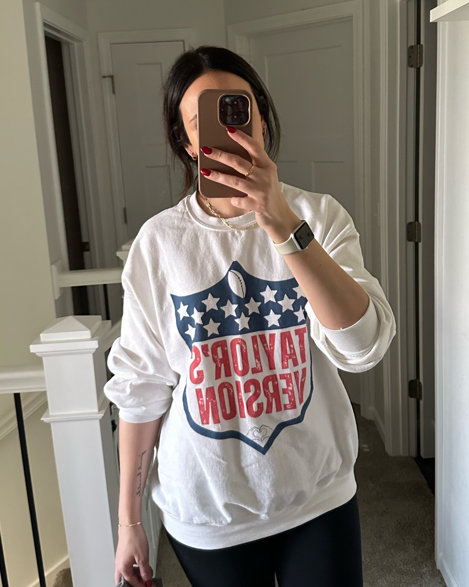 Taylor’s version crew neck sweatshirt. Everyday cozy look. Casual sweatshirt. Taylor Swift.

#LTKstyletip #LTKGiftGuide #LTKHoliday