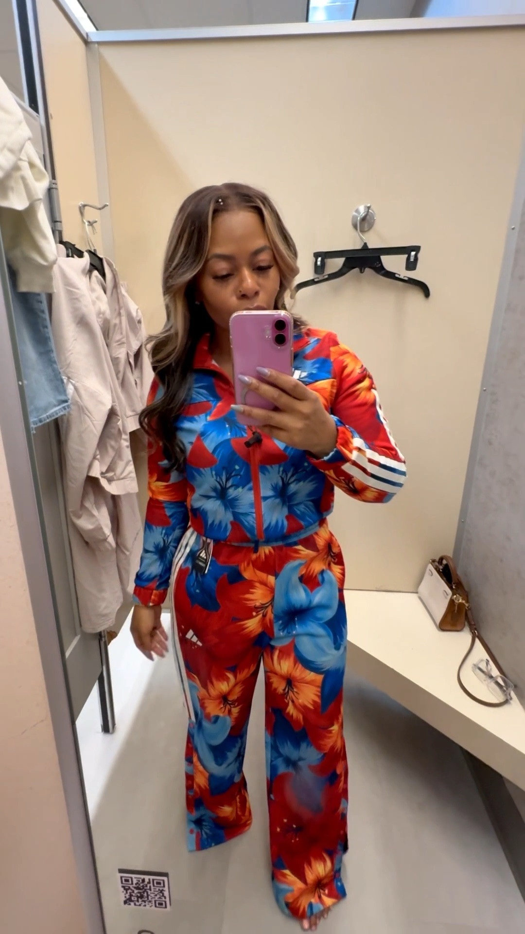 Adidas set from Nordstrom Rack = SO cute 😍

For the girls who always ask: I’m 5’2”, 154 lbs, wearing a size small in both the jacket + pants ✨

I LOVE a good two-piece set — it’s the easiest way to look put together on busy mornings. Perfect for moms on the go or my entrepreneur babes who don’t have time for the extra but still want to give a look 💁🏽‍♀️

Everything is linked in my LTK 🛍️🔗



#LTKootd #LTKgrwm #LTKActive