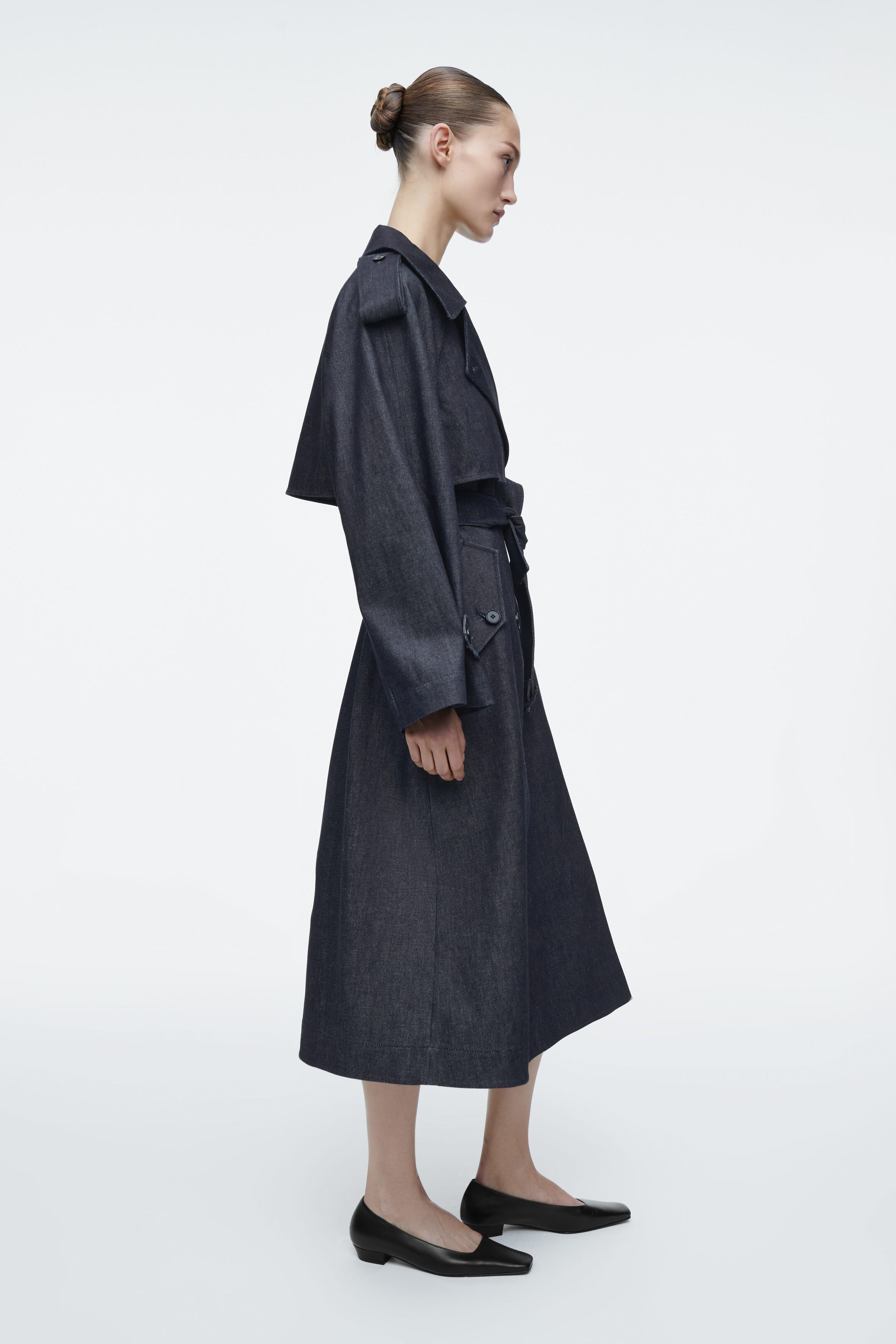 OVERSIZED DENIM TRENCH COAT - INDIGO | COS UK