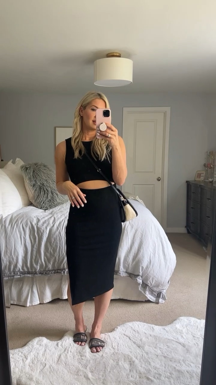 Cutout dress that fits really well for the price! Amazon find. Shoes tts and really comfy 

#LTKcurves #LTKunder50 #LTKstyletip