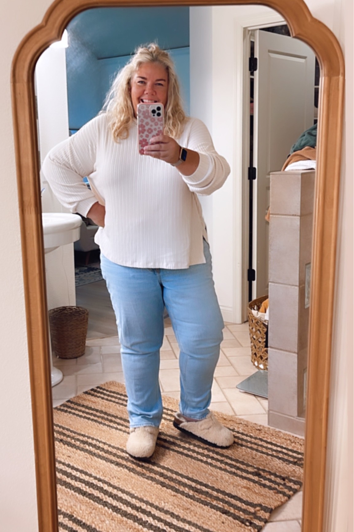 My Abercrombie jeans pick!! Paired with a fave soft hoodie sweater and my fave Birks!!#fallstyle#abercrombiejeans#midsize#midlifestyle

#LTKshoecrush #LTKSeasonal #LTKcurves