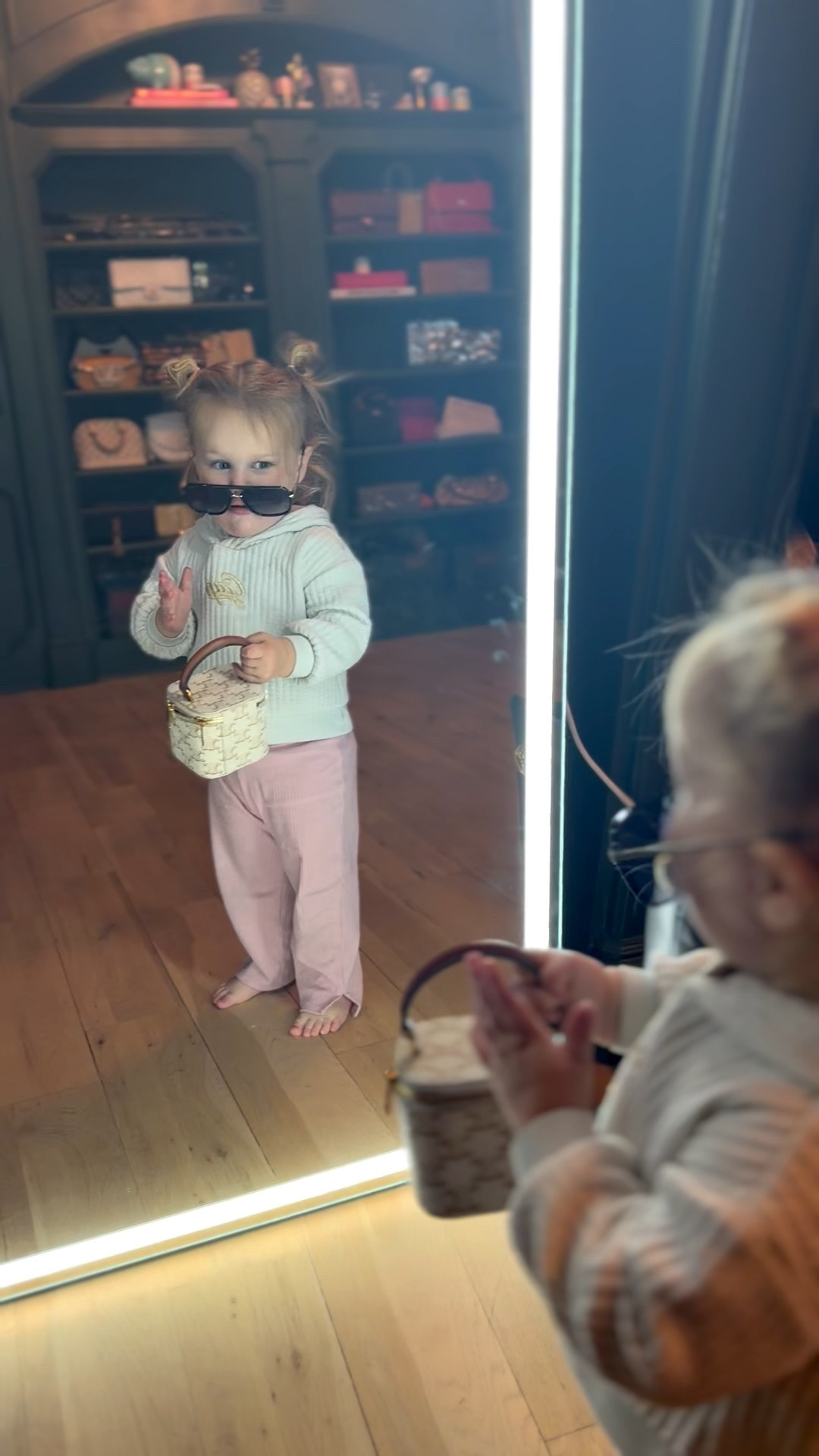 Collins Cru I see you!! 😎