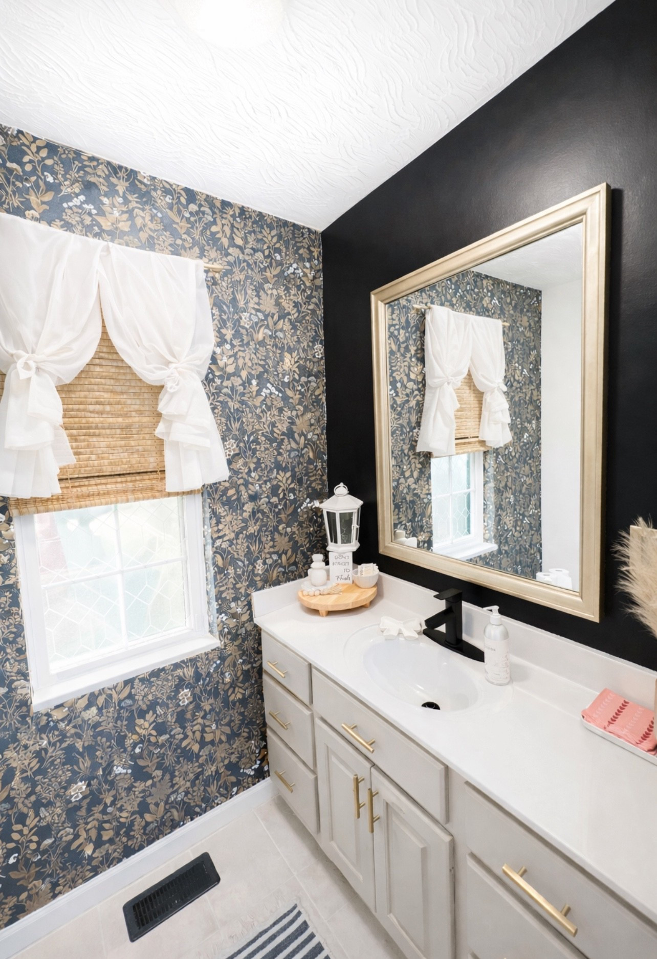 My favorite wallpaper for my downstairs half bath! 

#LTKHome #LTKdayinmylife #LTKmomlife